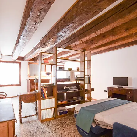 Casa Apartment *